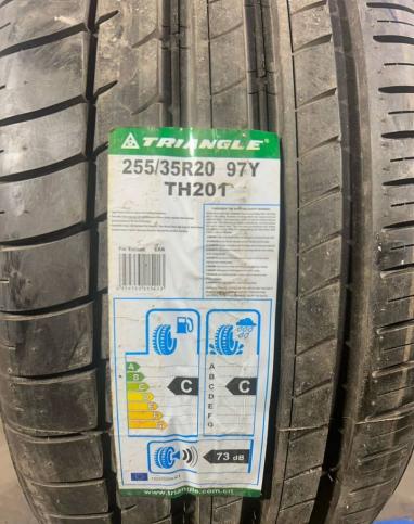 Triangle Sportex TSH11 255/35 R20 97Y