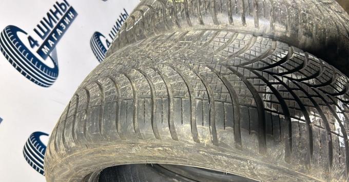 Goodyear Vector 4Seasons Gen-3 225/50 R18 99W