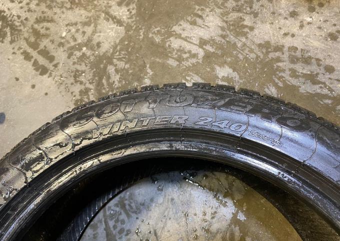 Pirelli Winter Sottozero 240 Serie II 235/45 R18 94V