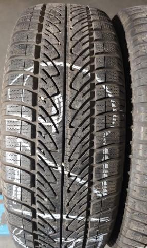 Goodyear UltraGrip 8 Performance 235/60 R16 100H