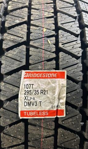 Bridgestone Blizzak DM-V3 295/35 R21 107T