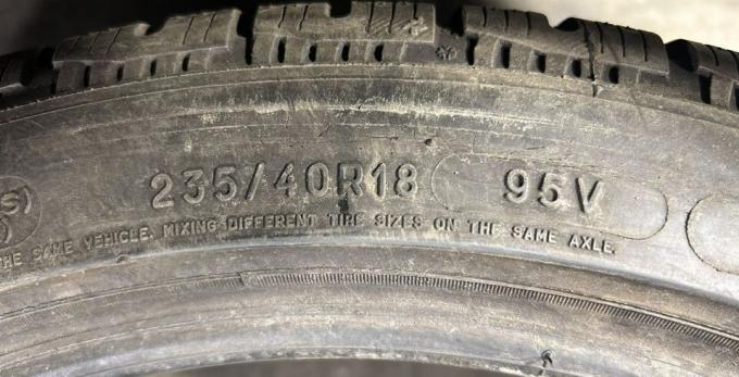 Michelin Pilot Alpin PA4 235/40 R18 95V