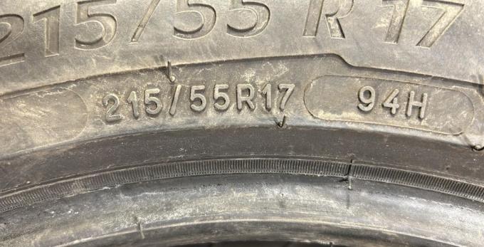 Michelin Alpin 5 215/55 R17 98V