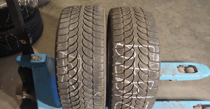 Bridgestone Blizzak LM-32 235/35 R19 91V