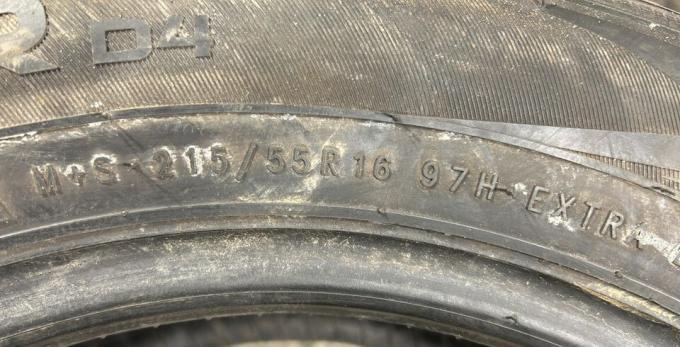 Nokian Tyres WR D4 215/55 R16 93H