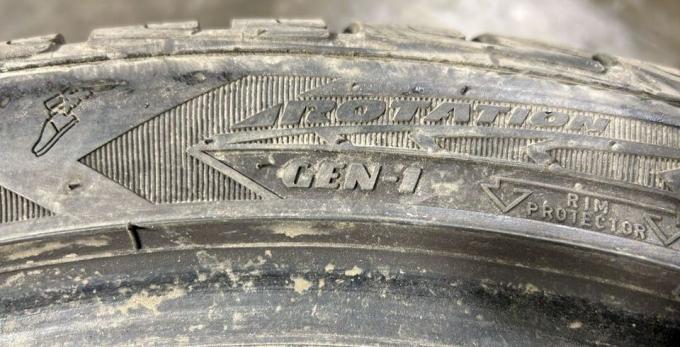 Goodyear UltraGrip Performance Gen-1 245/40 R18 97V