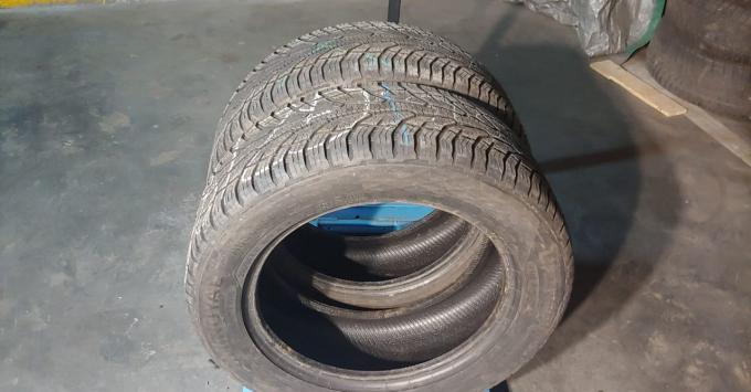 Uniroyal AllSeasonExpert 2 235/55 R17 103V