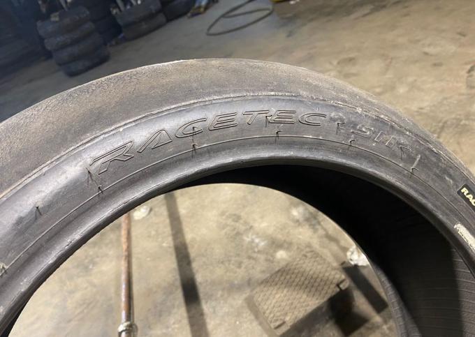 Мотошина 165/55R17 Metzeler Racetec SM