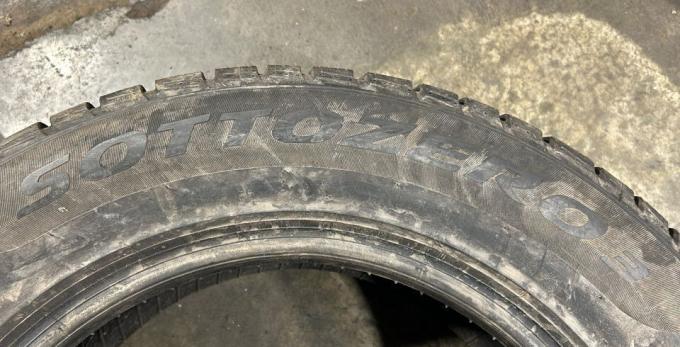 Pirelli Winter Sottozero 3 215/60 R16 99H