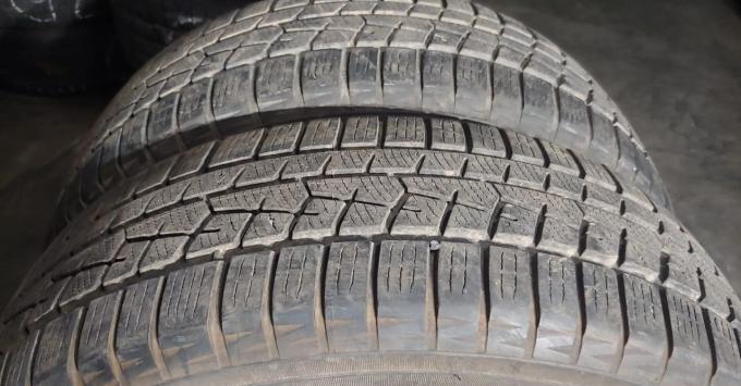 Yokohama W.Drive 225/60 R18 100H