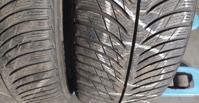 Michelin Pilot Alpin 5 235/50 R19 103H