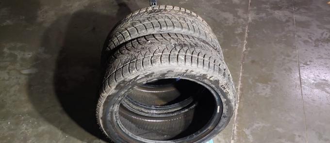 Bridgestone Blizzak LM-32 235/50 R18 101V