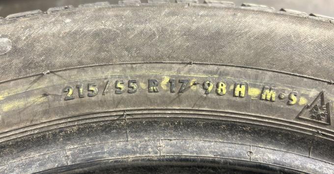 Continental ContiWinterContact TS 830 P 215/55 R17 98V