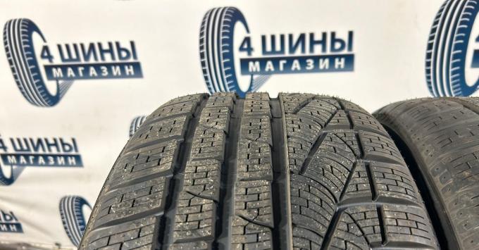 Pirelli Winter 210 SnowControl Serie II 255/40 R18 95H