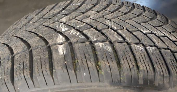 Bridgestone Blizzak LM-005 235/50 R19 103V