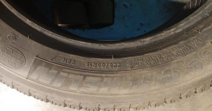 Michelin X-Ice XI3 255/55 R18 98H