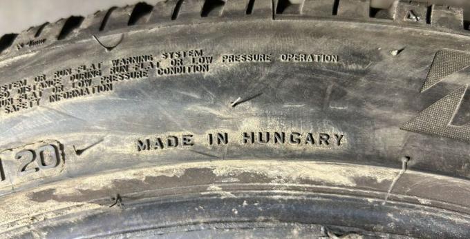 Bridgestone Blizzak LM005 DriveGuard 225/45 R18 95V