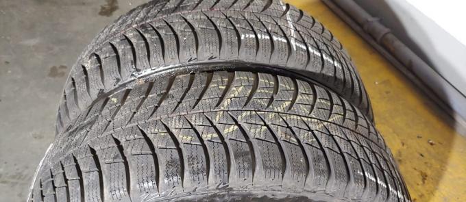 Bridgestone Blizzak LM-001 205/55 R17 95H