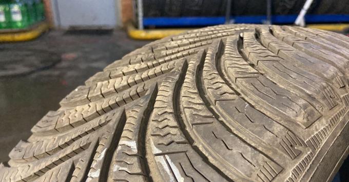 Michelin Alpin 5 205/60 R16 96H