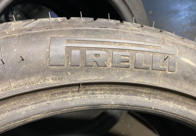 Pirelli P Zero 275/40 R20 106Y