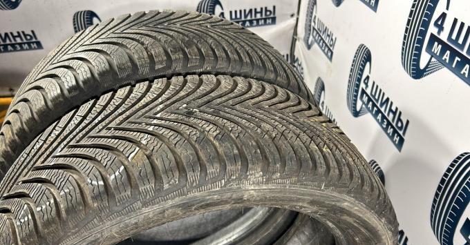 Michelin Alpin 5 205/50 R17 93H