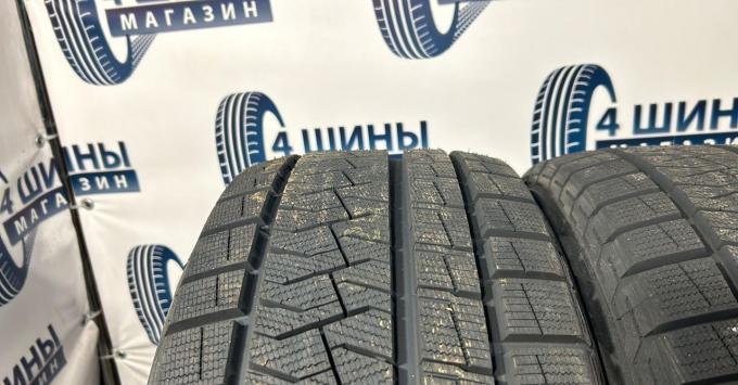 Formula Ice FR 245/45 R18 100H