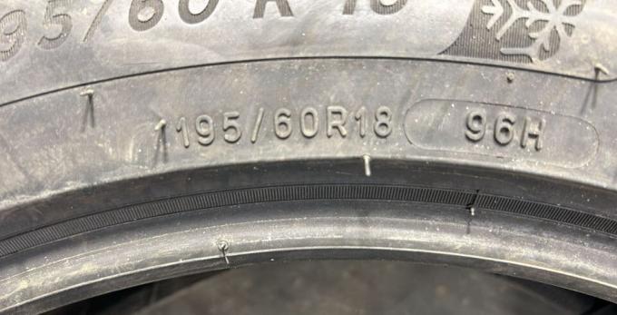 Michelin Alpin 6 195/60 R18 96H