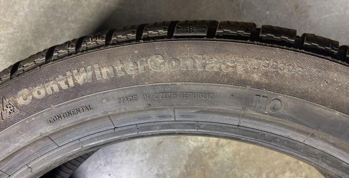 Continental ContiWinterContact TS 830 P 235/45 R19 99V