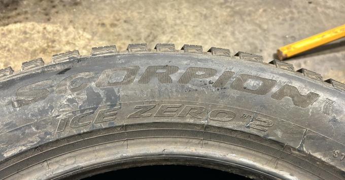 Pirelli Scorpion Ice Zero 2 275/50 R21 113H