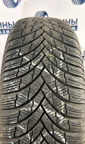 Firestone Winterhawk 4 215/60 R17 96H