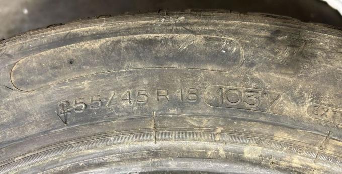 Michelin Pilot Alpin PA3 255/45 R18 99V