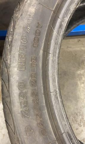 Pirelli P Zero Nero GT 245/45 R18 100Y