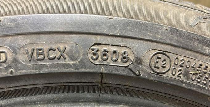 Michelin Pilot Alpin PA3 245/45 R17 99V