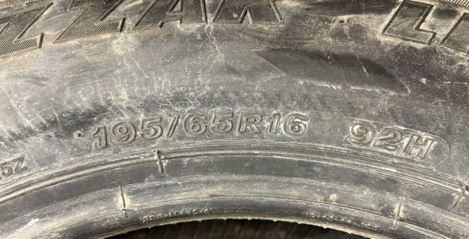 Bridgestone Blizzak LM-25 195/65 R16 92H