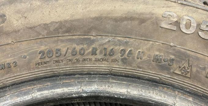 Continental ContiWinterContact TS 830 P 205/60 R16 96H