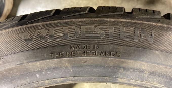 Vredestein QuaTrac Pro 255/35 R20 97Y