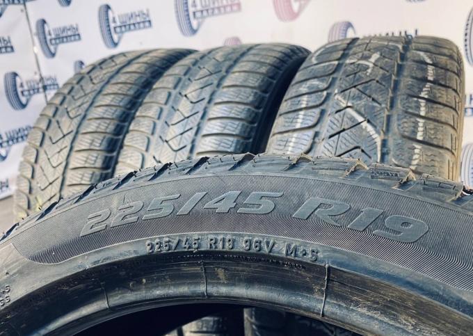 Pirelli Winter Sottozero 3 225/45 R19 98V