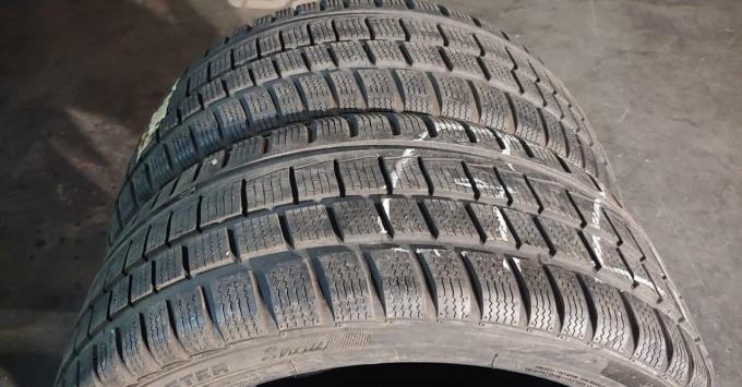 Cooper Weather-Master Snow 225/40 R18 92V