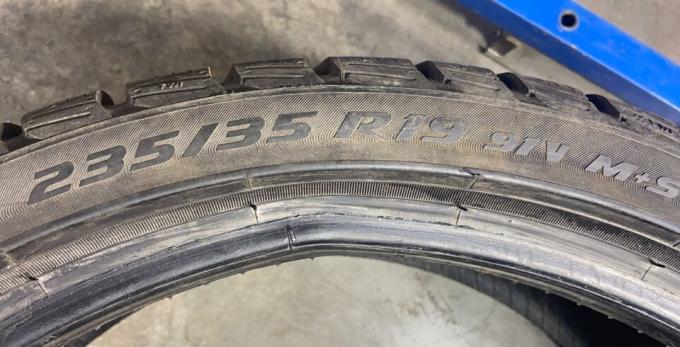 Pirelli Winter Sottozero 3 235/35 R19 91V