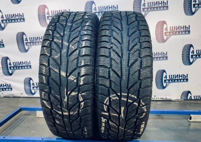 Cooper Weather-Master WSC 215/70 R16 100T