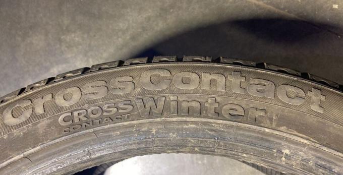 Continental ContiCrossContact Winter 295/35 R21 107V