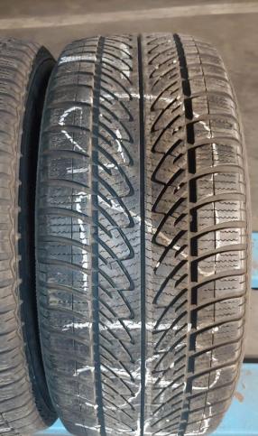 Goodyear UltraGrip 8 Performance 225/55 R17 97H