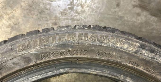 Firestone Winterhawk 3 215/50 R17 95V