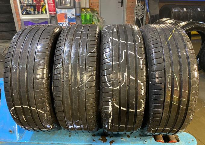 Michelin Pilot Sport 4 SUV 225/55 R19 99V