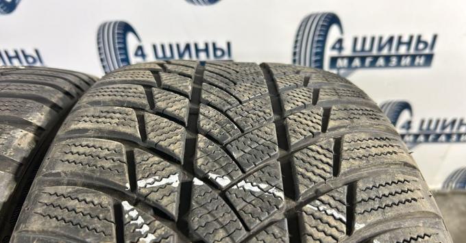 Bridgestone Blizzak LM-001 245/40 R18 93V