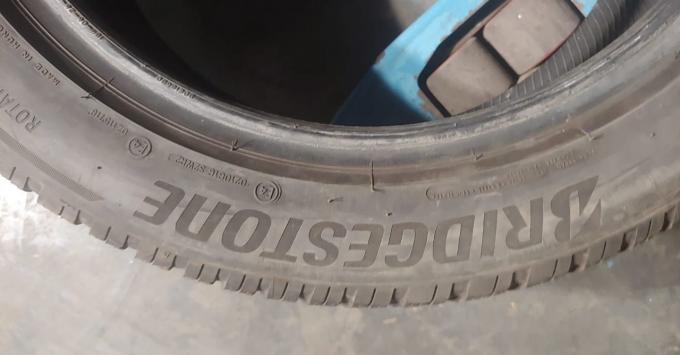 Bridgestone Blizzak LM-005 235/50 R18 101V