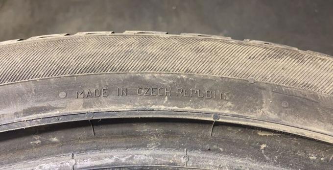 Continental ContiCrossContact Winter 295/35 R21 107V