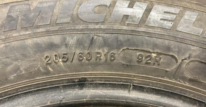 Michelin Alpin A4 205/60 R16 92H