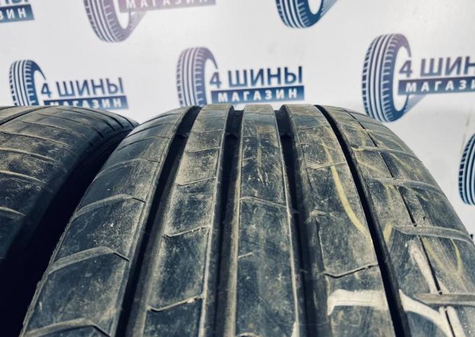 Pirelli P Zero PZ4 225/40 R20 94Y