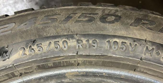 Pirelli Winter Sottozero 3 245/50 R19 105V